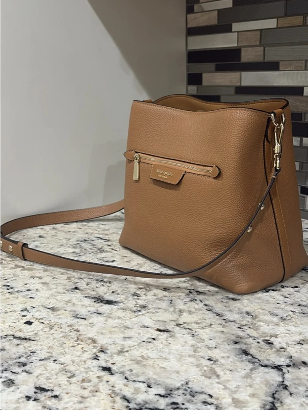 kate spade Tan Pebbled Leather Shoulder Bag with Gold Hardware - Picture 2 of 6